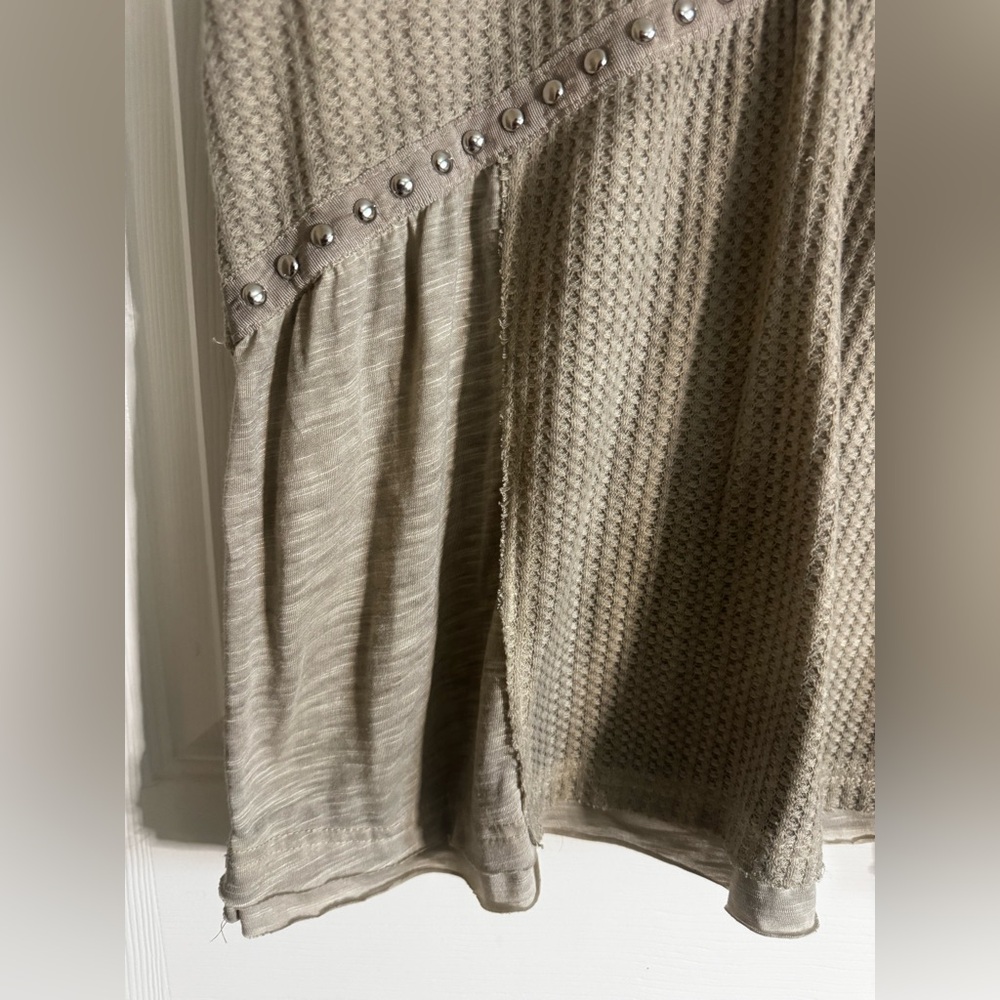 POL Studded Khaki Tank Top - Picture 3 of 6